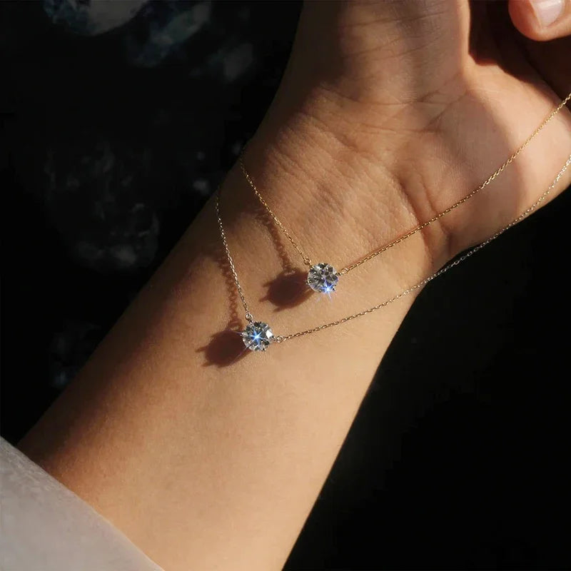 Collier Pendentif Zircon Rond – Élégance